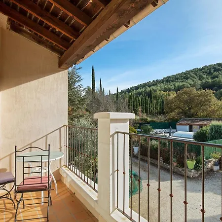 Holiday home Domaine Du Courroussouve *